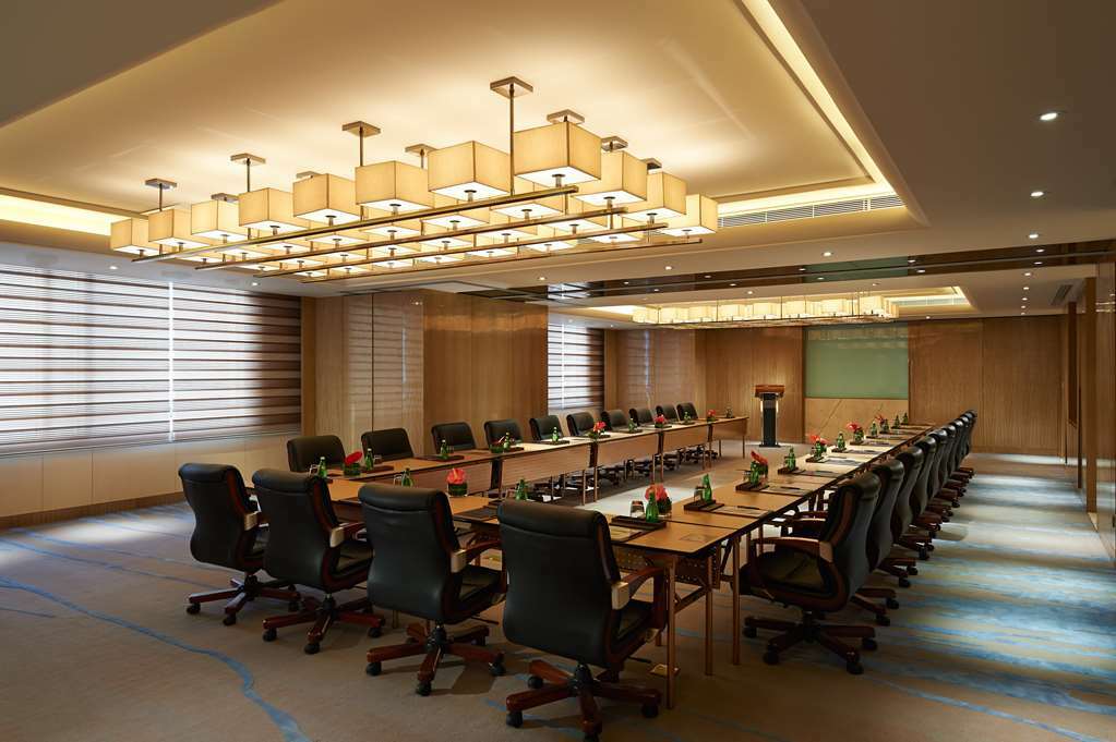Hilton Zhengzhou Hotel Facilities photo